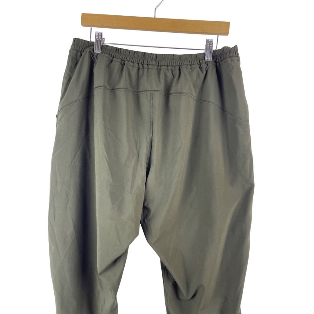 Lululemon Women's Size 12 Keep It Classic Crop 23″ Pant Olive Green - Picture 7 of 8